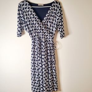 Wrap front a line flattering tie waist medium